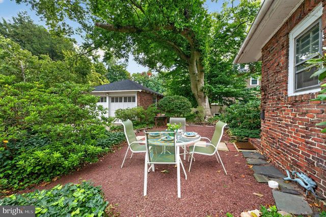 901 MAIN ST, Riverton, NJ 08077
