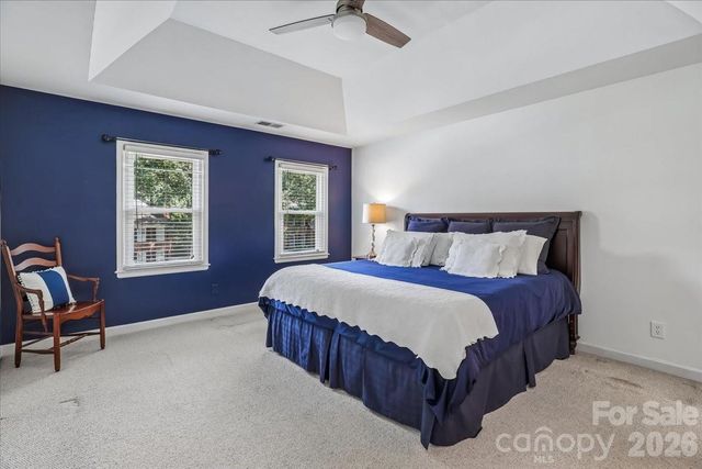 10516 Hollybrook Drive, Charlotte, NC 28277