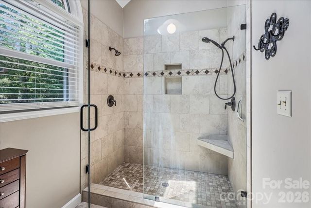 10516 Hollybrook Drive, Charlotte, NC 28277