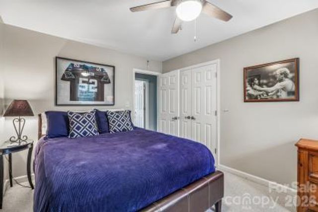 10516 Hollybrook Drive, Charlotte, NC 28277