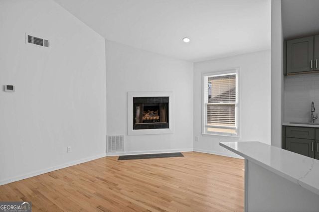 567 Winton Terrace NE E, Atlanta, GA 30308