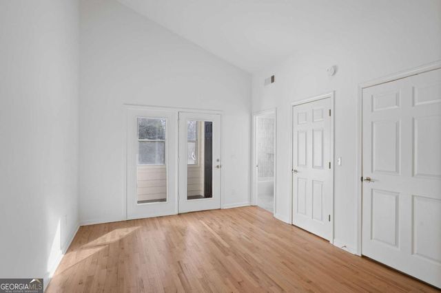 567 Winton Terrace NE E, Atlanta, GA 30308