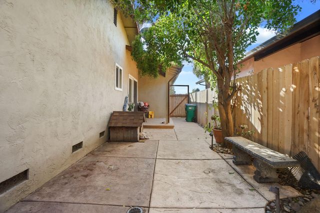 635 Ana, Lodi, CA 95240