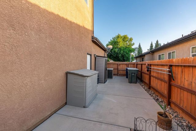 3141 Serena Avenue, Clovis, CA 93619