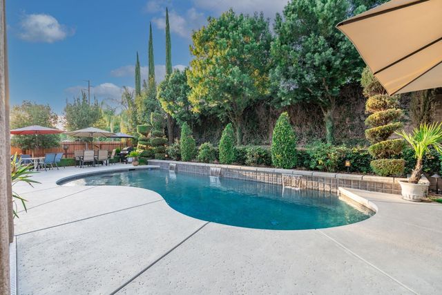 3141 Serena Avenue, Clovis, CA 93619