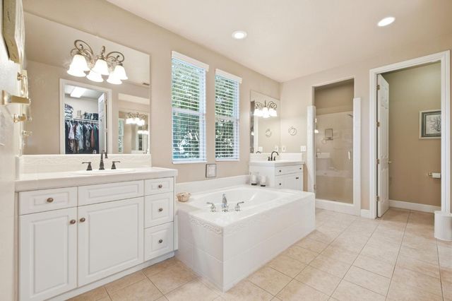 3141 Serena Avenue, Clovis, CA 93619