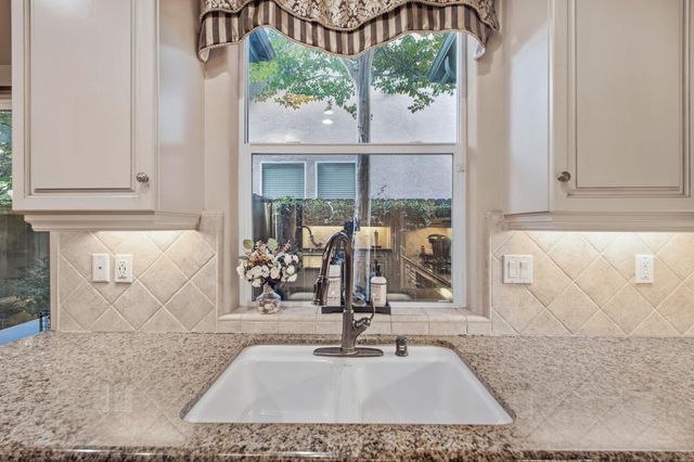 3141 Serena Avenue, Clovis, CA 93619