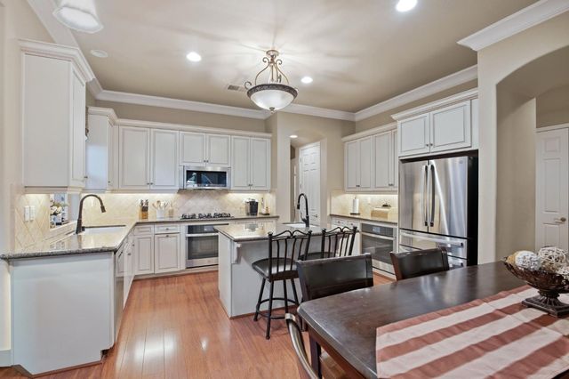 3141 Serena Avenue, Clovis, CA 93619