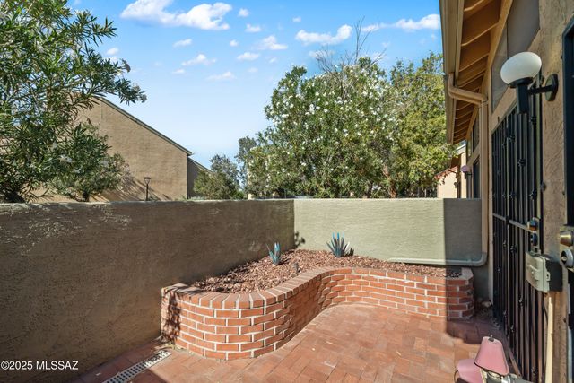 3972 N Paseo De Las Canchas, Tucson, AZ 85716