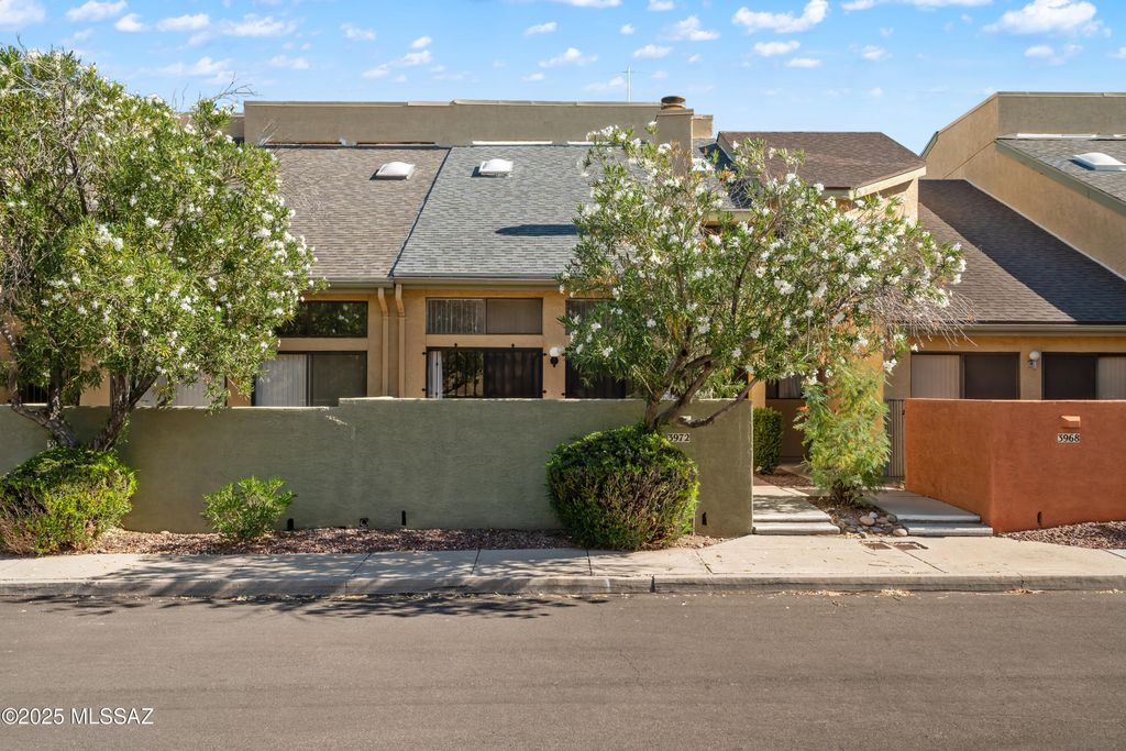 3972 N Paseo De Las Canchas, Tucson, AZ 85716
