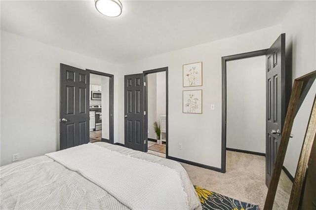 5243 Lyon Avenue, Kansas City, MO 64123