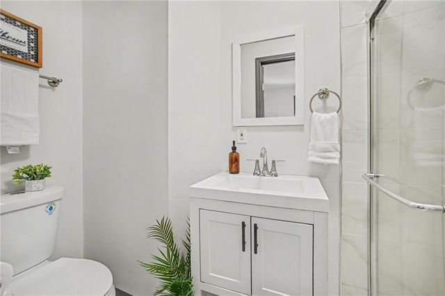 5243 Lyon Avenue, Kansas City, MO 64123