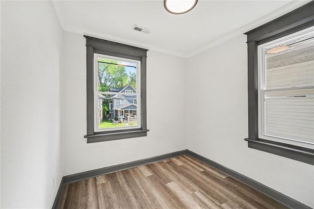 5243 Lyon Avenue, Kansas City, MO 64123