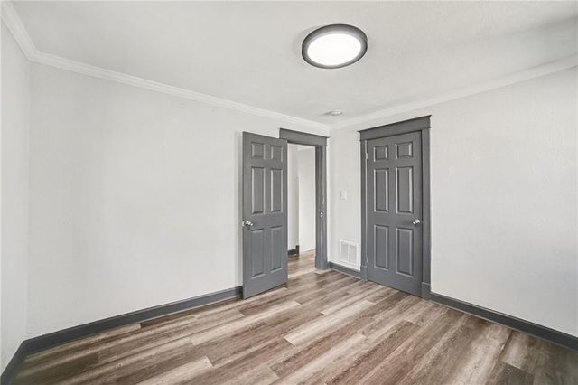 5243 Lyon Avenue, Kansas City, MO 64123