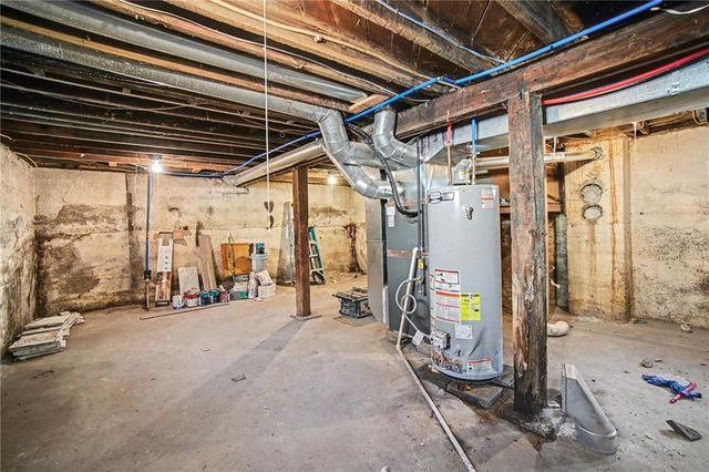 5243 Lyon Avenue, Kansas City, MO 64123