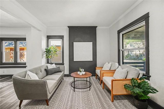 5243 Lyon Avenue, Kansas City, MO 64123