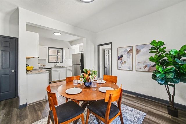 5243 Lyon Avenue, Kansas City, MO 64123