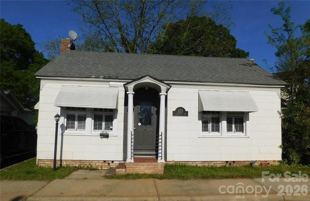 221 S Charlotte Avenue, Rock Hill, SC 29730