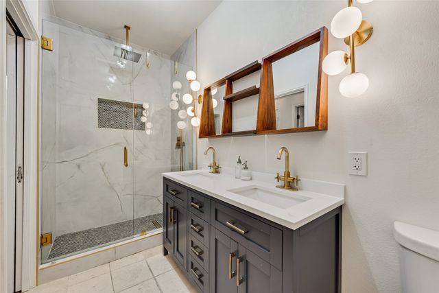 1108 Southpointe Drive, Desoto, TX 75115