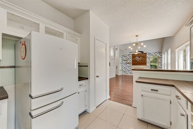 1108 Southpointe Drive, Desoto, TX 75115