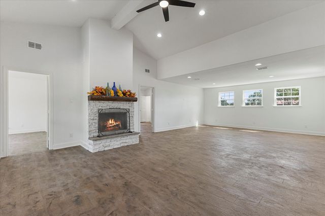 1492 Van Zandt County Road 3502, Wills Point, TX 75169