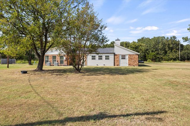 1492 Van Zandt County Road 3502, Wills Point, TX 75169