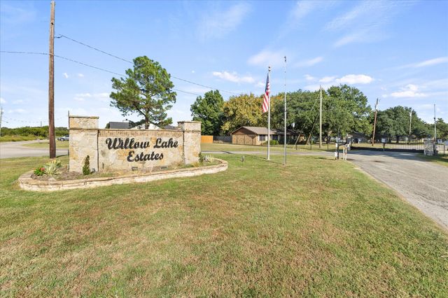 1492 Van Zandt County Road 3502, Wills Point, TX 75169