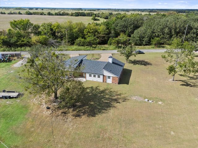 1492 Van Zandt County Road 3502, Wills Point, TX 75169
