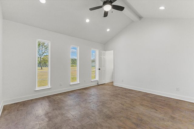 1492 Van Zandt County Road 3502, Wills Point, TX 75169
