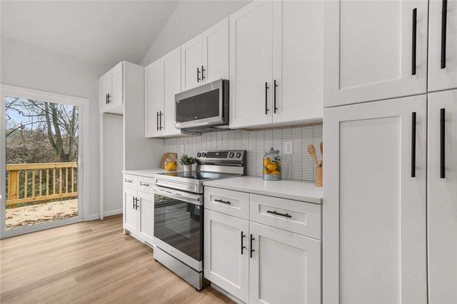 1674 Mary George Avenue NW, Atlanta, GA 30318