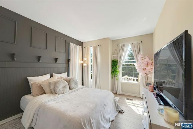 1 Clover Lane 101, Garfield, NJ 07026