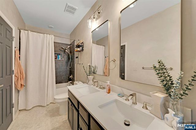 1 Clover Lane 101, Garfield, NJ 07026