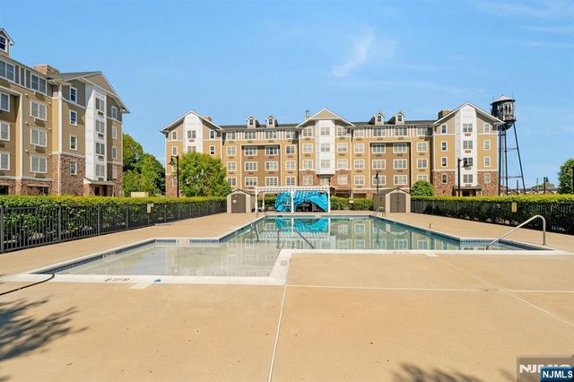 1 Clover Lane 101, Garfield, NJ 07026