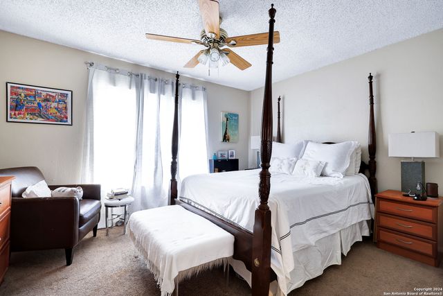 1823 Garys Park, San Antonio, TX 78247