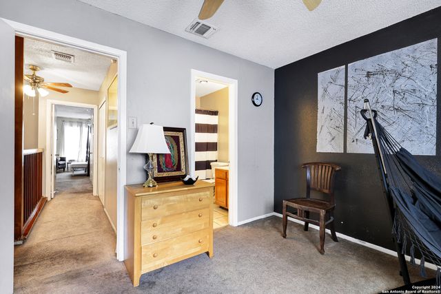 1823 Garys Park, San Antonio, TX 78247
