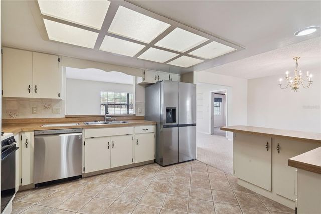 401 W SUMTER STREET, Minneola, FL 34715
