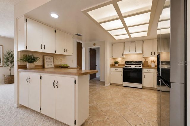 401 W SUMTER STREET, Minneola, FL 34715
