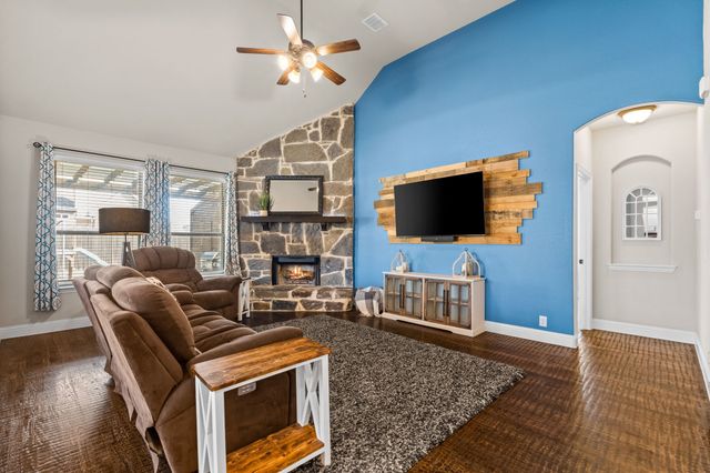 632 Leadtree Trail, Fort Worth, TX 76108