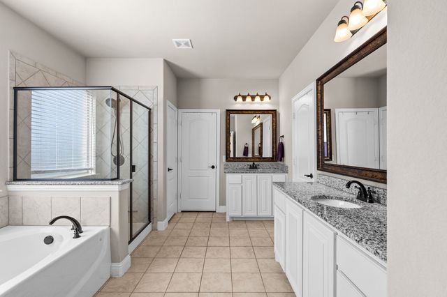 632 Leadtree Trail, Fort Worth, TX 76108