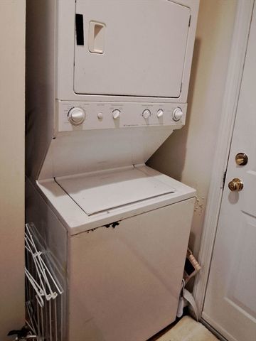 143 Hillside St 2, Boston, MA 02120