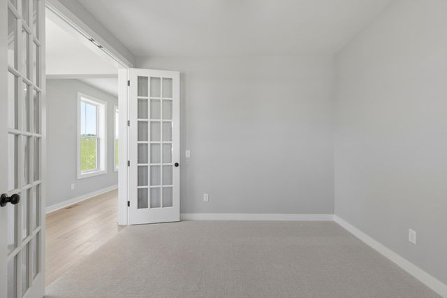 10409 Blackmoor Road, Woodbury, MN 55129