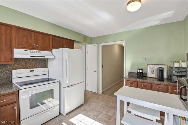 3720 Addington Court M177, Fairview Park, OH 44126