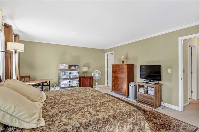 3720 Addington Court M177, Fairview Park, OH 44126