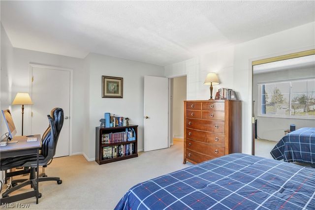 3720 Addington Court M177, Fairview Park, OH 44126