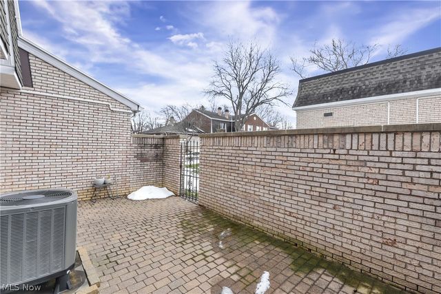 3720 Addington Court M177, Fairview Park, OH 44126