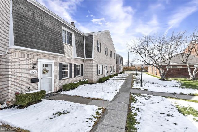 3720 Addington Court M177, Fairview Park, OH 44126