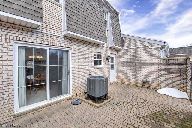 3720 Addington Court M177, Fairview Park, OH 44126