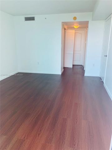 2101 Brickell Ave 2611, Miami, FL 33129