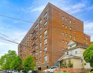 4142 73rd Street 2C, Woodside, NY 11377