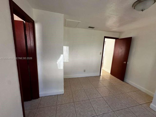 2221 NW 6th Ct, Fort Lauderdale, FL 33311